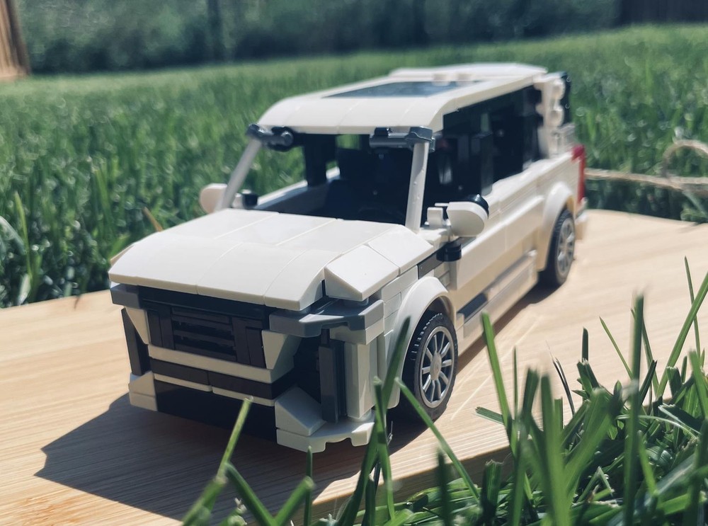 Lego Cadillac XT6 REVAMP (New Engine, Dash, Sunroof)