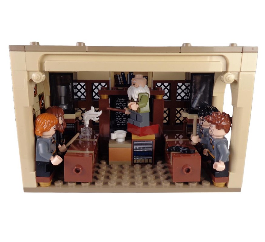 Lego HP Modular - Moment: Charms Class