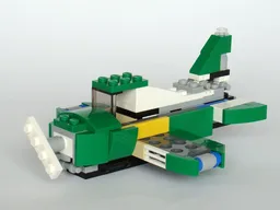 31056: Propeller Plane
