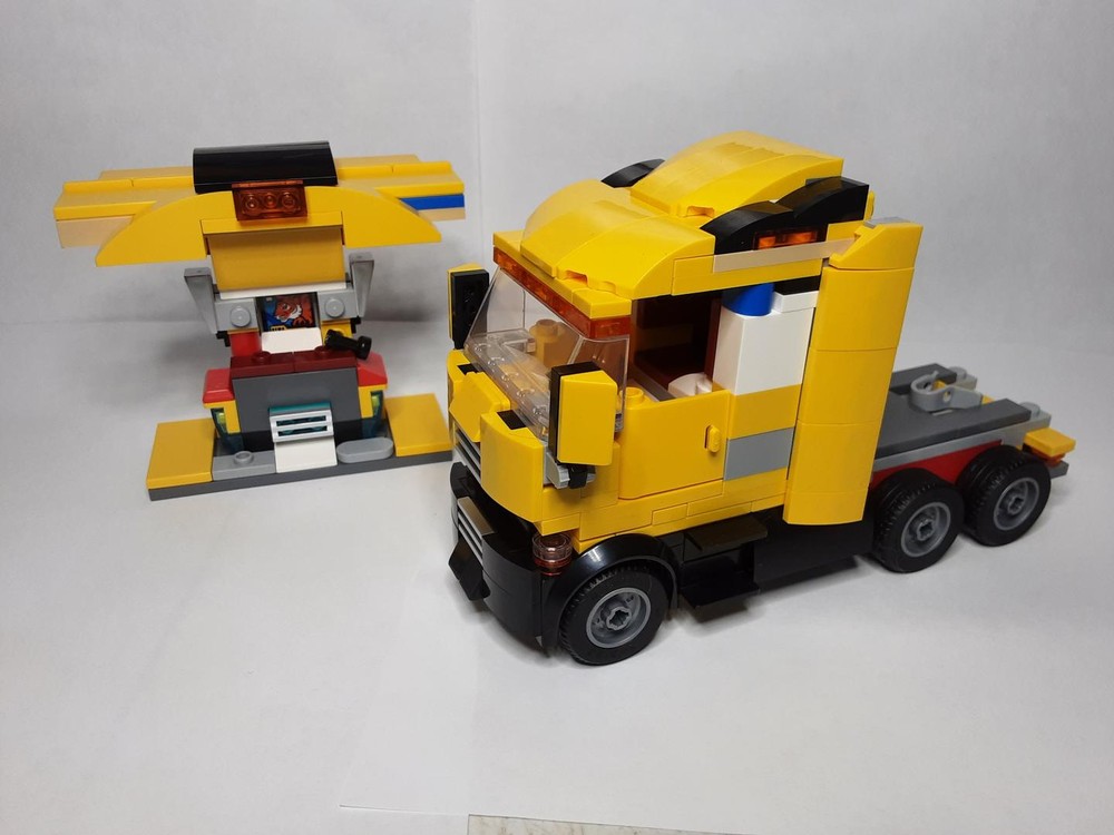 Lego 60440 European Truck and Fuel Pump