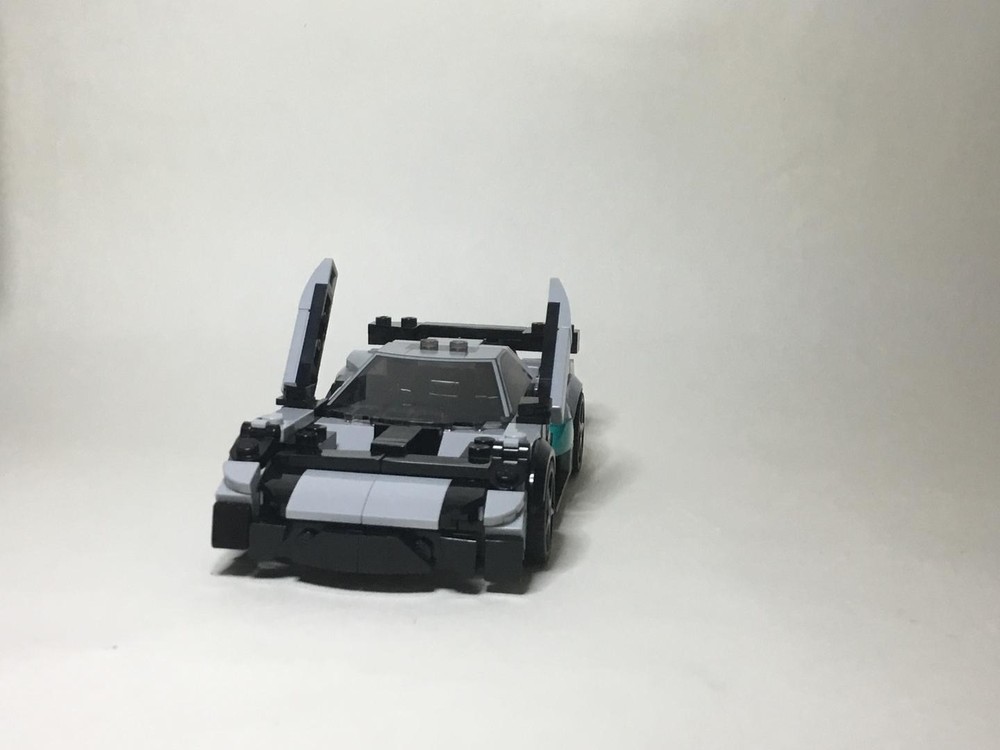 Lego Ford GT 2017 with scissor doors with mercedes racing set (76909)