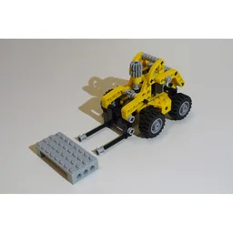 8270 Mini Forklift
