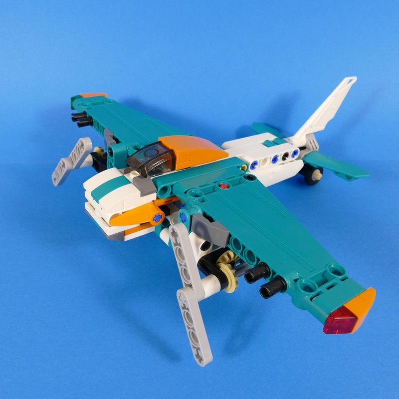 Lego 42117 Mosquito Plane - LEGO Technic 42117 X Model