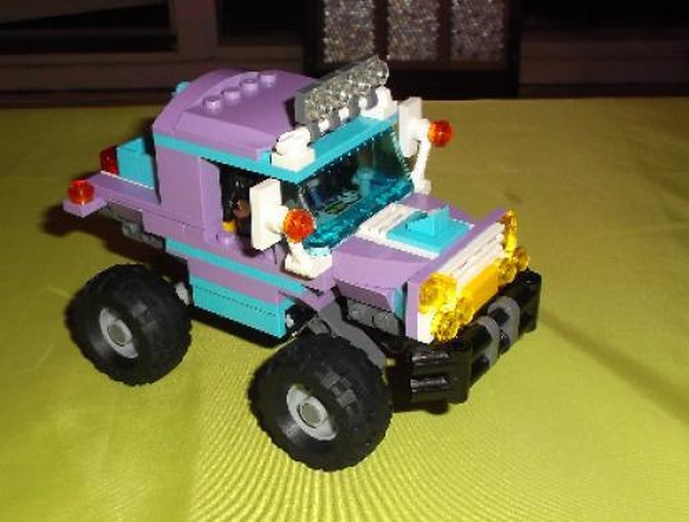 Lego Emma and Stephany off the road