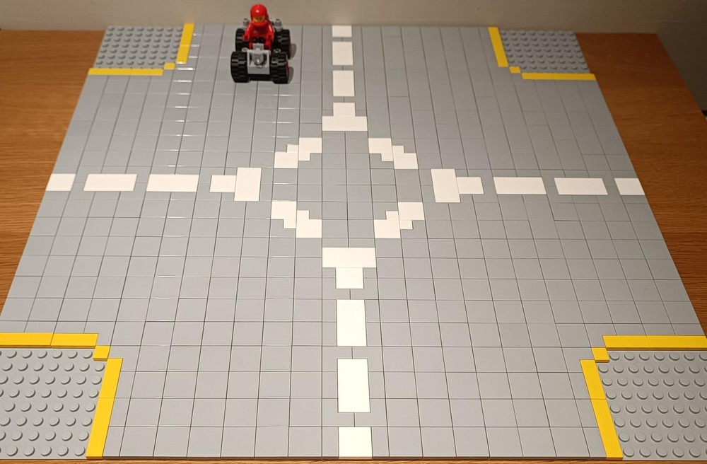 Lego Lunar Road Cross Plate matching Classic Space 2022 (10497 compatible)