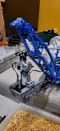 Technic Excavator Clamshell Bucket PF Powered