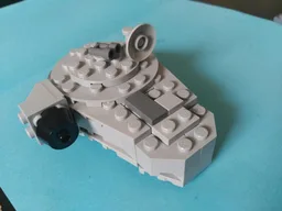 TRU Millennium Falcon Escape Pod