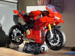 Ducati Panigale V4S - minor changes