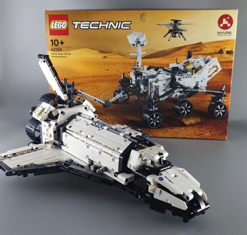 LEGO 42158 - SPACE SHUTTLE DISCOVERY