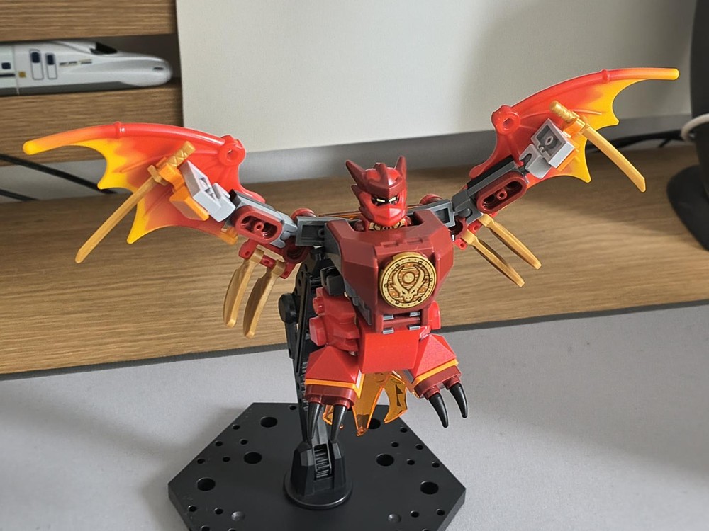 Lego Kai's Phoenix Mech 71851