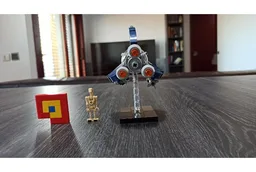 Droid Tri-fighter