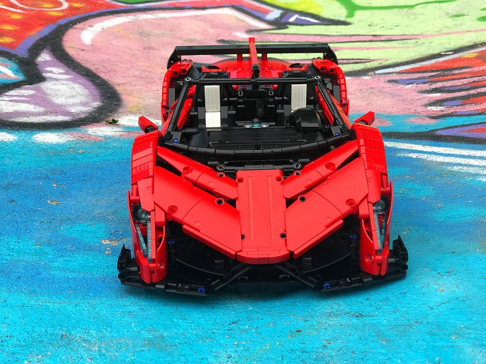 Lego Lamborghini Veneno Roadster - 50th Anniversary