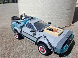 BTTF3 DeLorean 77256