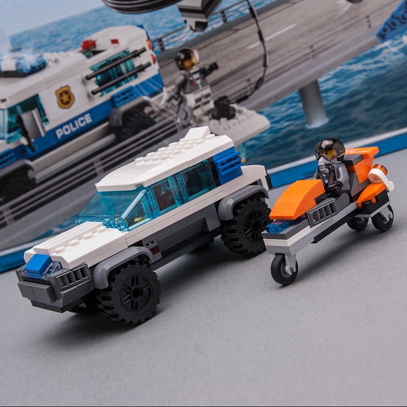 Lego 60209 OffRoad Sedan & Urban E-bike