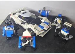 77240 HYPERCAR AND ROBOT TEAM