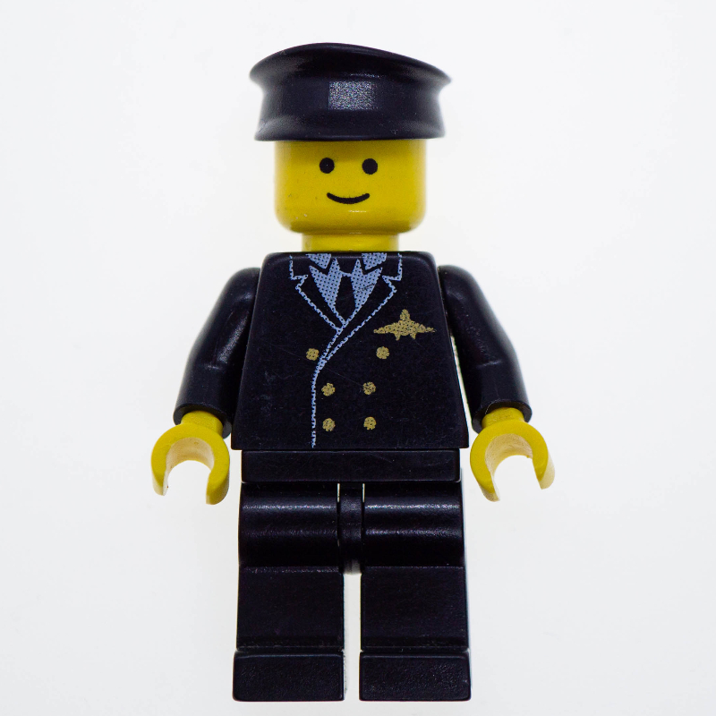 Lego Pilot, Black Suit with Tie and Airplane Badge, Black Hat (3626a Head)