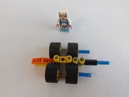 30433 - spaceship