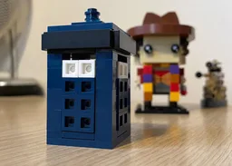 Miniature TARDIS V2