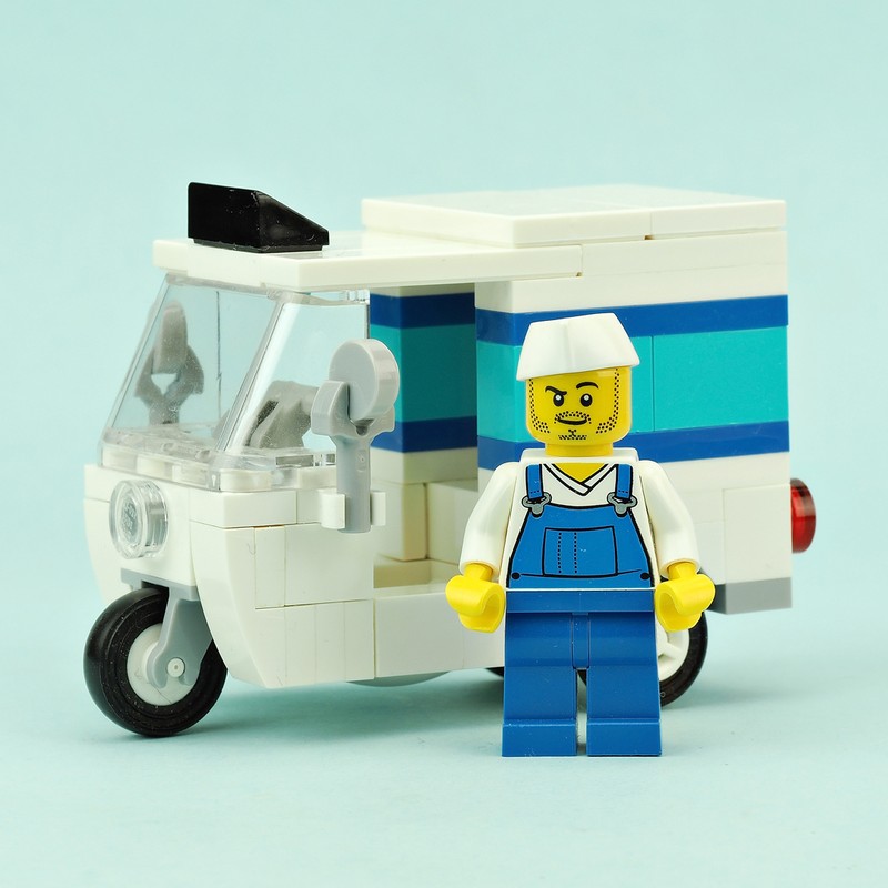 Lego Milk Delivery Tricycle