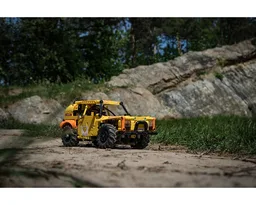 BuWizz-Powered Mini Trophy Truck