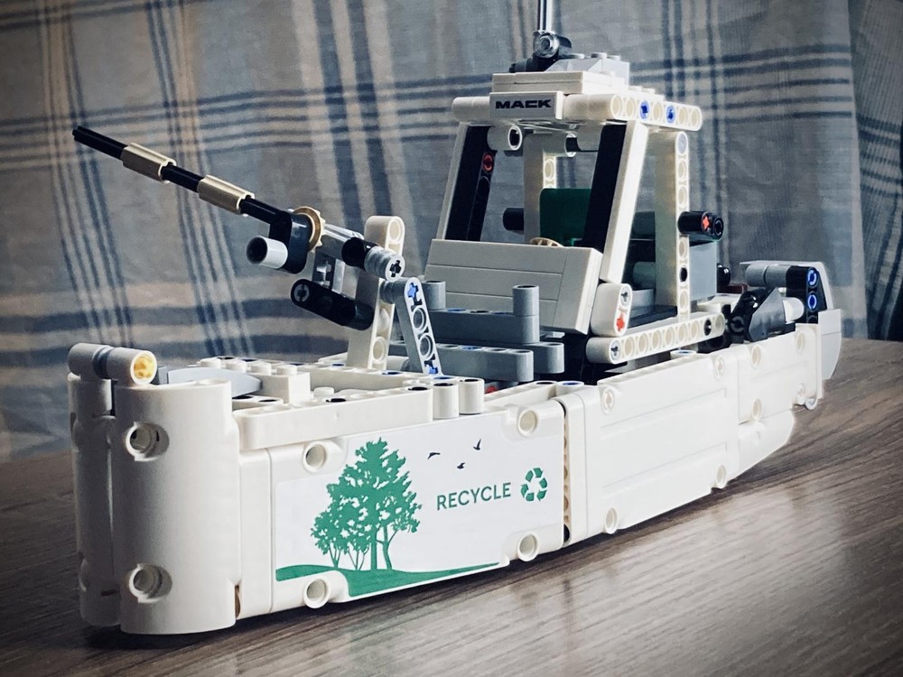 Lego 42167 Sport Fishing Boat