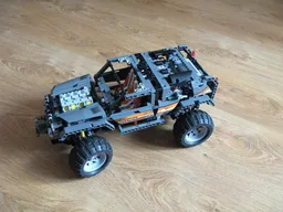 8297 4x4 OffRoader RC