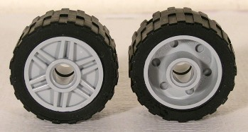 Lego Wheel 18mm D. x 14mm with Pin Hole, Fake Bolts and Shallow Spokes with Black Tire 24 x 14 Shallow Tread (55981 / 30648)