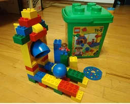 Medium Idea Bucket