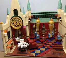 4/4 Divination Classroom