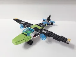31074 - Airplane