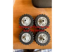 42133 alt. build: Tractor