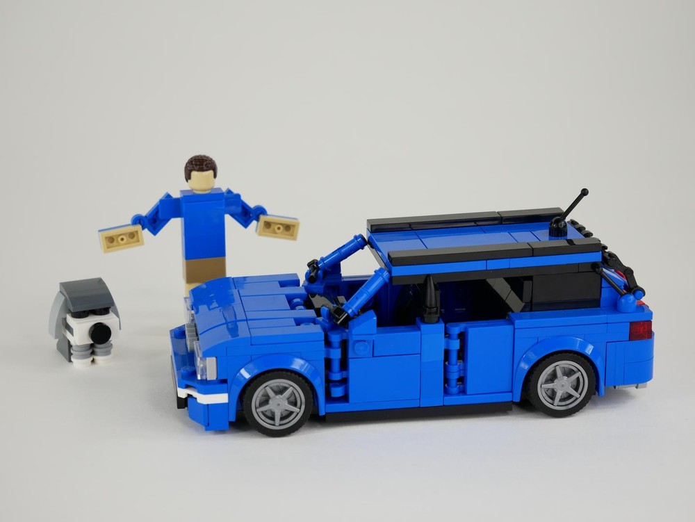 Lego Doug DeMuro's Audi RS2 Avant