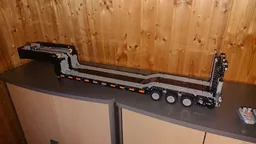 Custom RC low loader with ramps