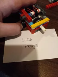 Hyper-Realistic Clutch
