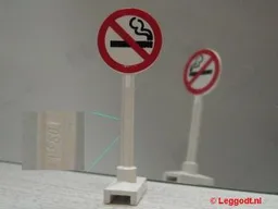 Road Sign Round with No-Smoking Pattern on Both Sides