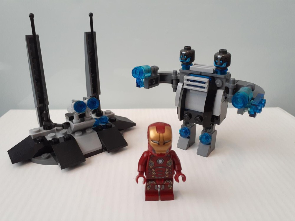 Lego Ultron-bot