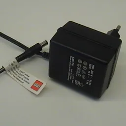 Electric Adapter / Transformer, 120V 60Hz, Train Speed Regulator 9V / Black