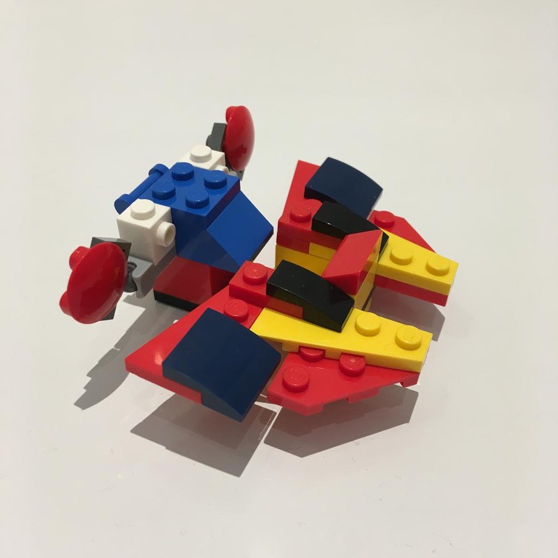 Lego 30472 Space Ship 2