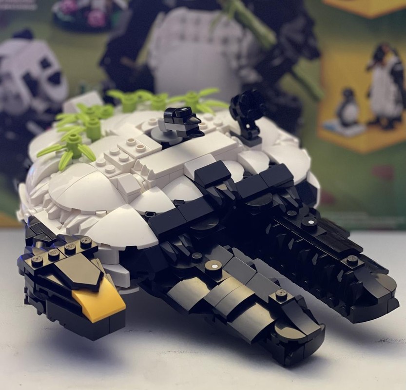 Lego Panda-Monium Falcon