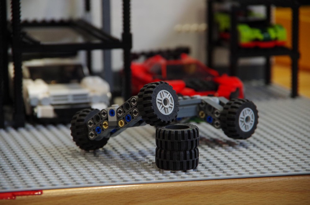 Lego Fully independent suspention chassis for speed champion scale