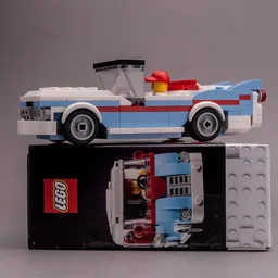 40681 Vintage Car