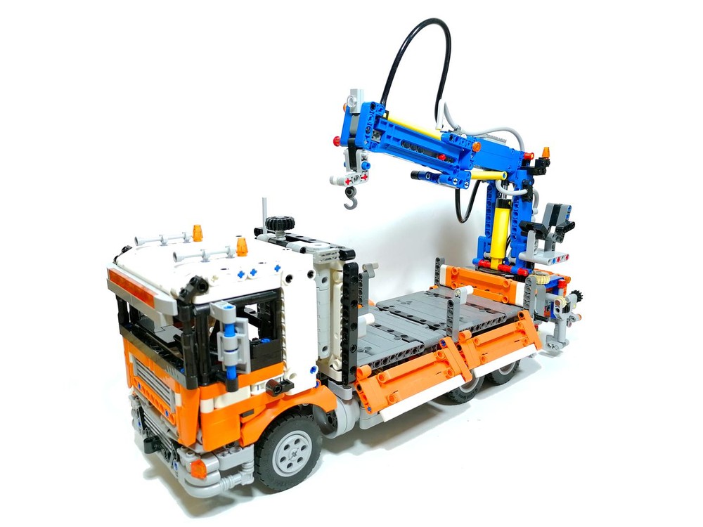 Lego 42128- Flatbed truck with crane