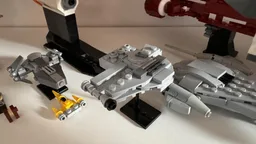 2bricks 1:360 Scale Dash Rendar's Outrider