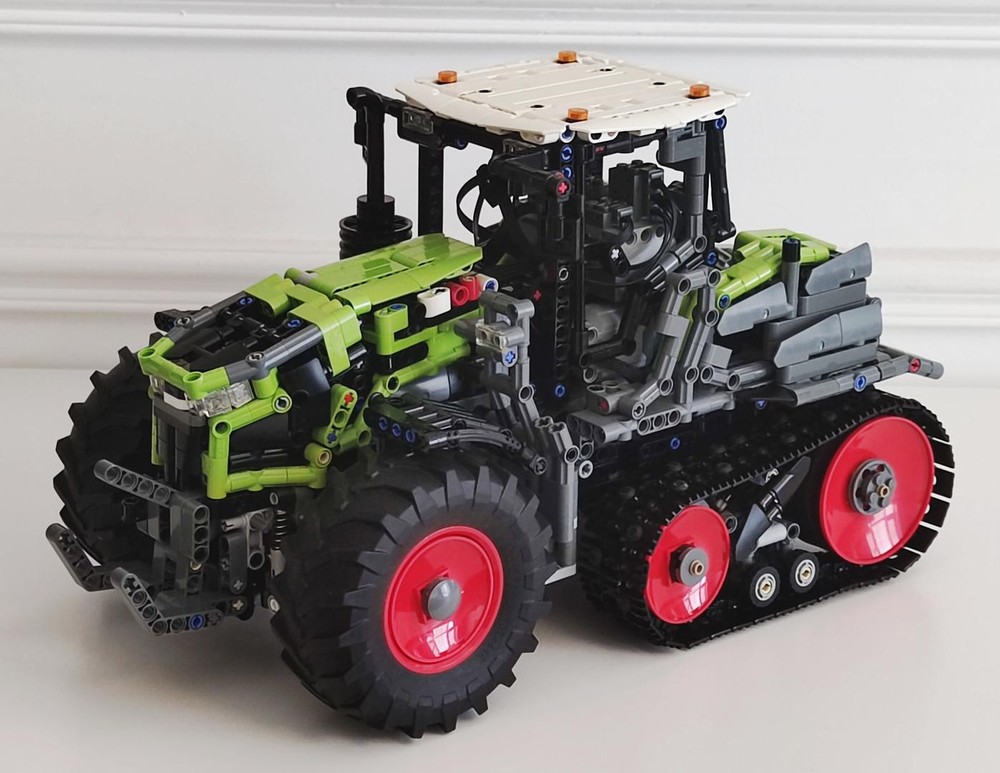 Lego CLAAS Axion 9.450 Terra Trac with power harrow(PF version)