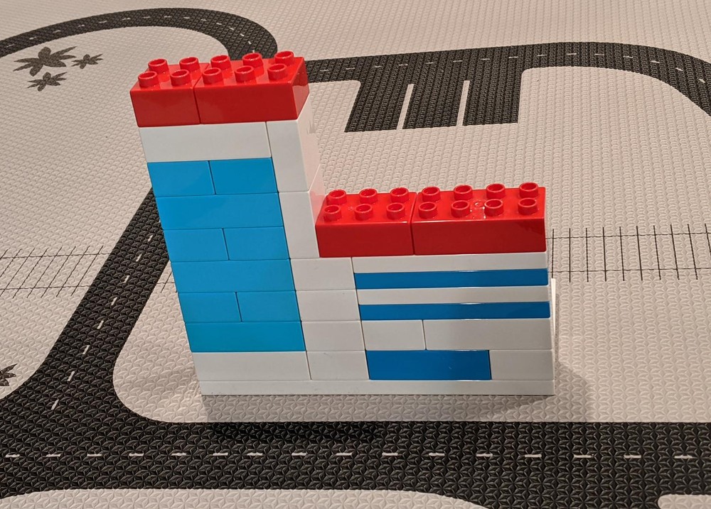 Lego Duplo City Hospital