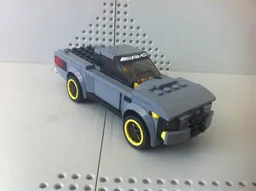 75877 Sporty Pickup Truck