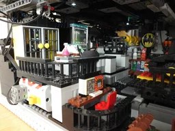 Batman Batcave and Wayne Mansion with Power Functions