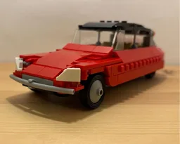 Citroen DS 8-wide