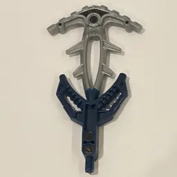 Large Figure Weapon Hordika Fin Barb with Flat Silver Flexible End, Magnet / Dark Blue