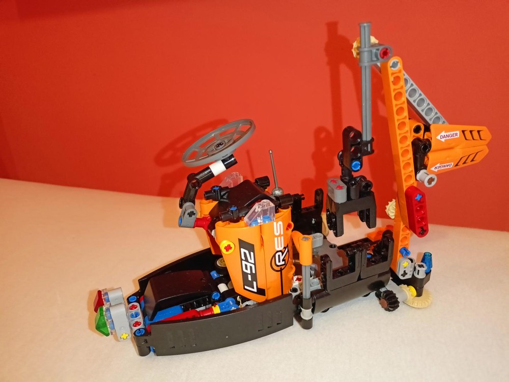 Lego 42120 Ocean Exploration Team: Research Vessel (2/2) [series: "Sea"]
